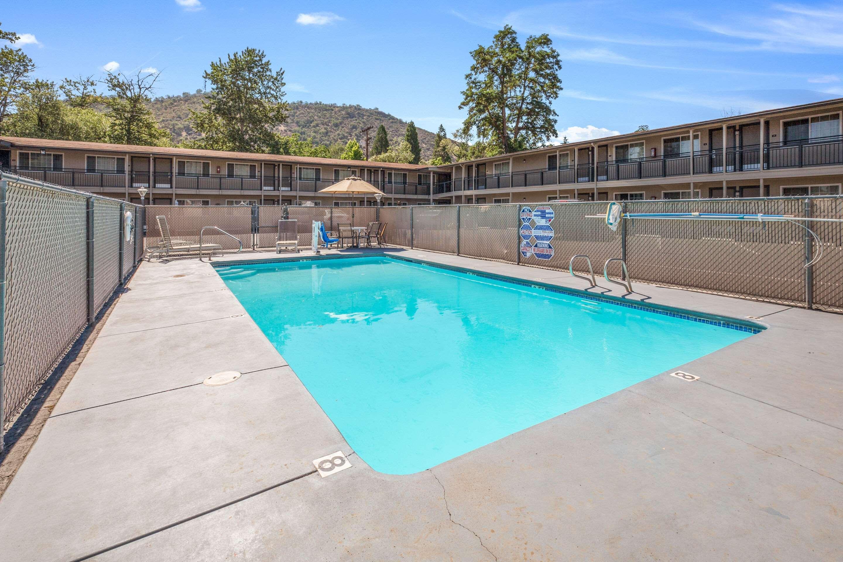 Econo Lodge Yreka Exterior foto